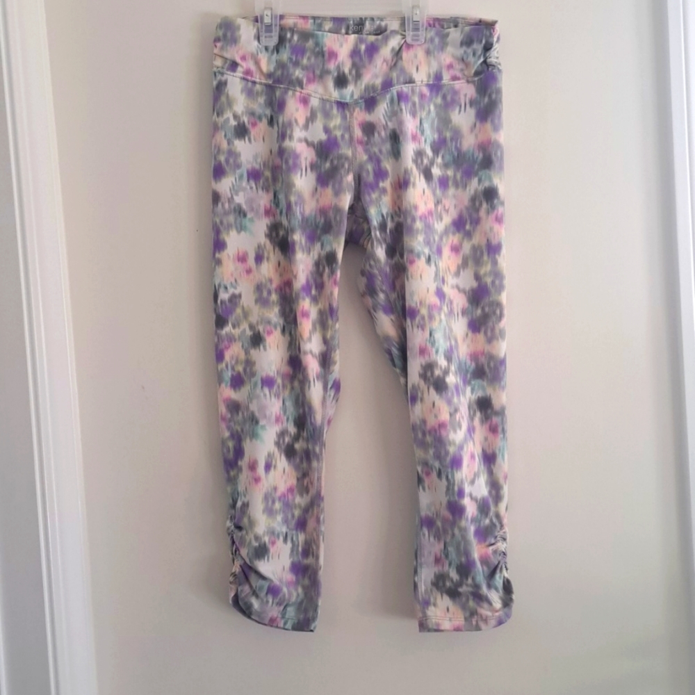 Kensie Women's Cropped Leggings size Medium